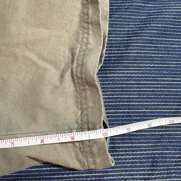 Gander Mtn Cargo Shorts Mens 38 Outdoor Hiking Utility Khaki Pockets Trailcore - Picture 7 of 10